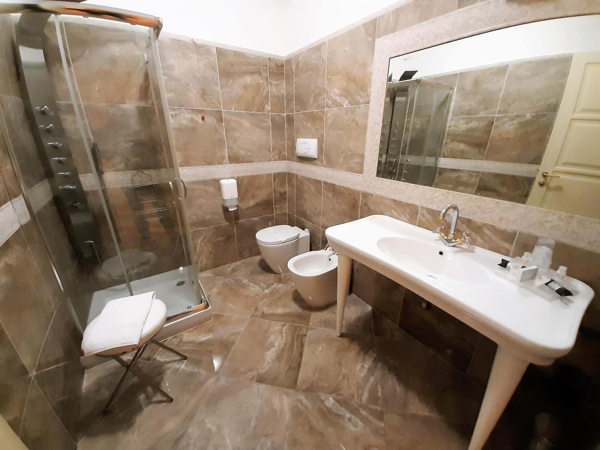 Regina Di Saba - Hotel Villa Per Ricevimenti Grottaminarda Extérieur photo