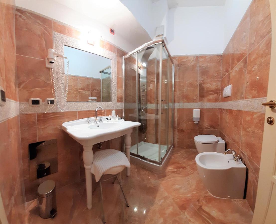 Regina Di Saba - Hotel Villa Per Ricevimenti Grottaminarda Extérieur photo
