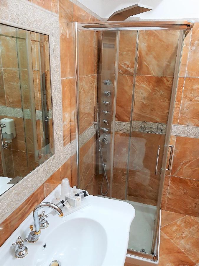 Regina Di Saba - Hotel Villa Per Ricevimenti Grottaminarda Extérieur photo