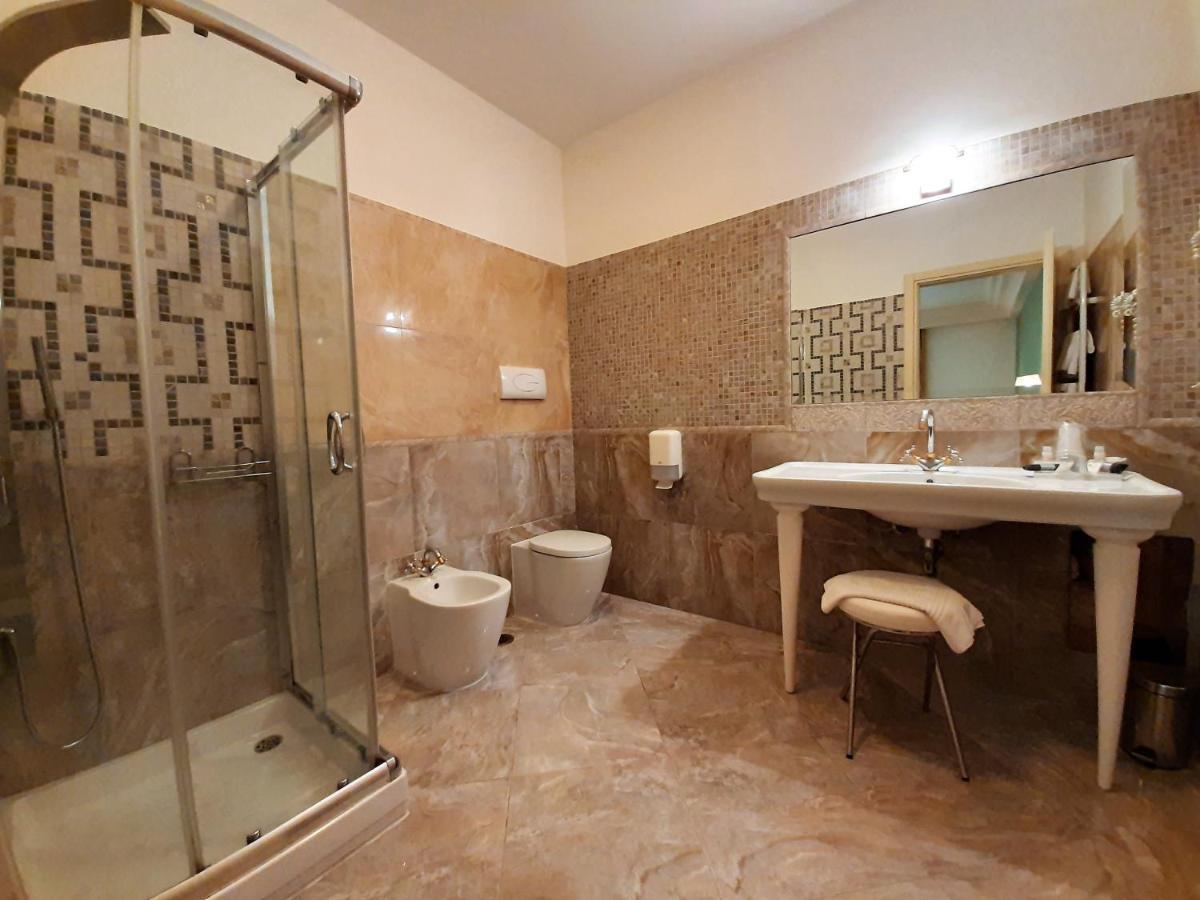 Regina Di Saba - Hotel Villa Per Ricevimenti Grottaminarda Extérieur photo
